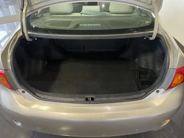2009 Toyota Corolla CE - Photo 8
