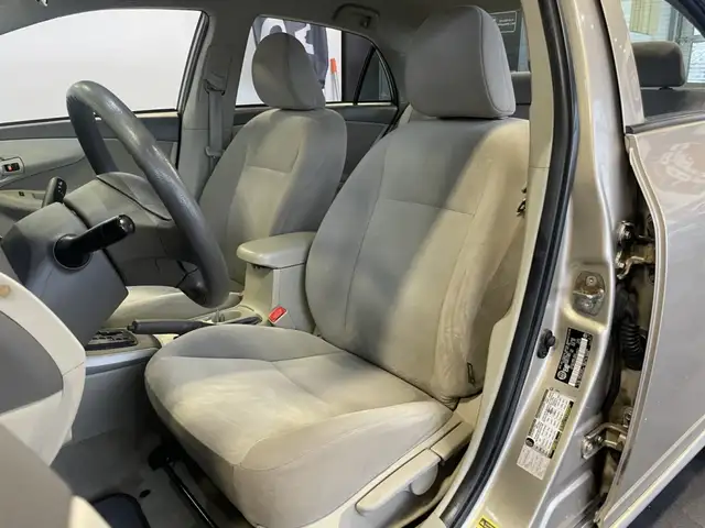 2009 Toyota Corolla CE - Photo 12