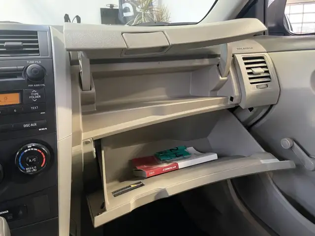 2009 Toyota Corolla CE - Photo 21