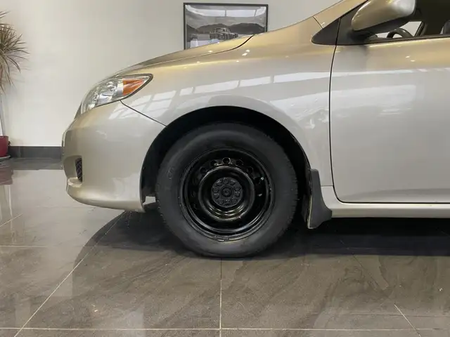 2009 Toyota Corolla CE - Photo 25