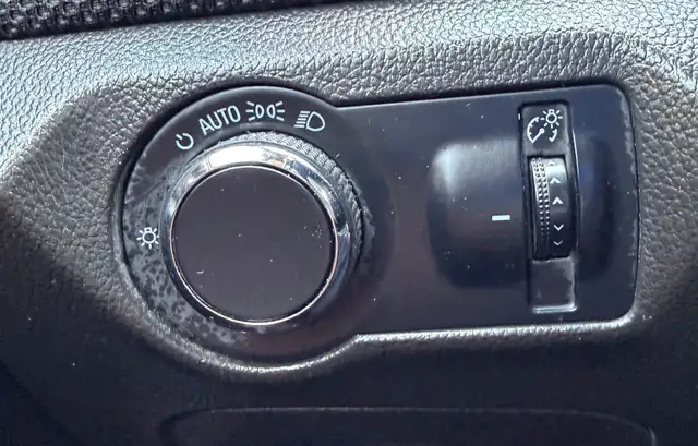 2012 Chevrolet Cruze 4dr Sedan Eco w/1SA - Photo 14