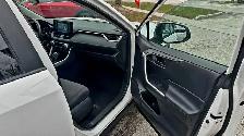 2020 Toyota RAV4 LE AWD - NO ACCIDENTS - HEATED SEATS - ALL WHEE - Photo 23