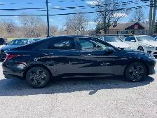 2023 HYUNDAI Elantra SEL - Photo 2