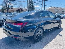 2023 HYUNDAI Elantra SEL - Photo 3