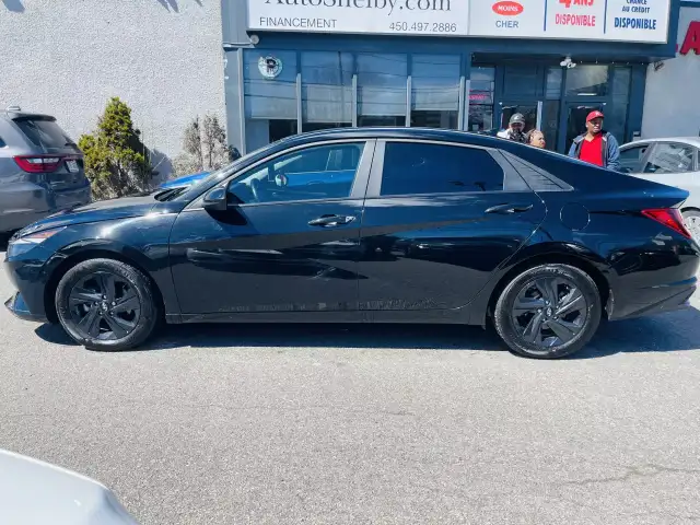 2023 HYUNDAI Elantra SEL - Photo 6