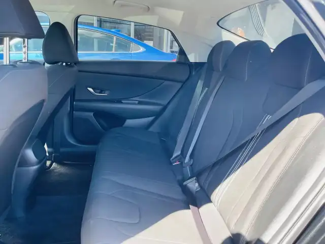 2023 HYUNDAI Elantra SEL - Photo 10