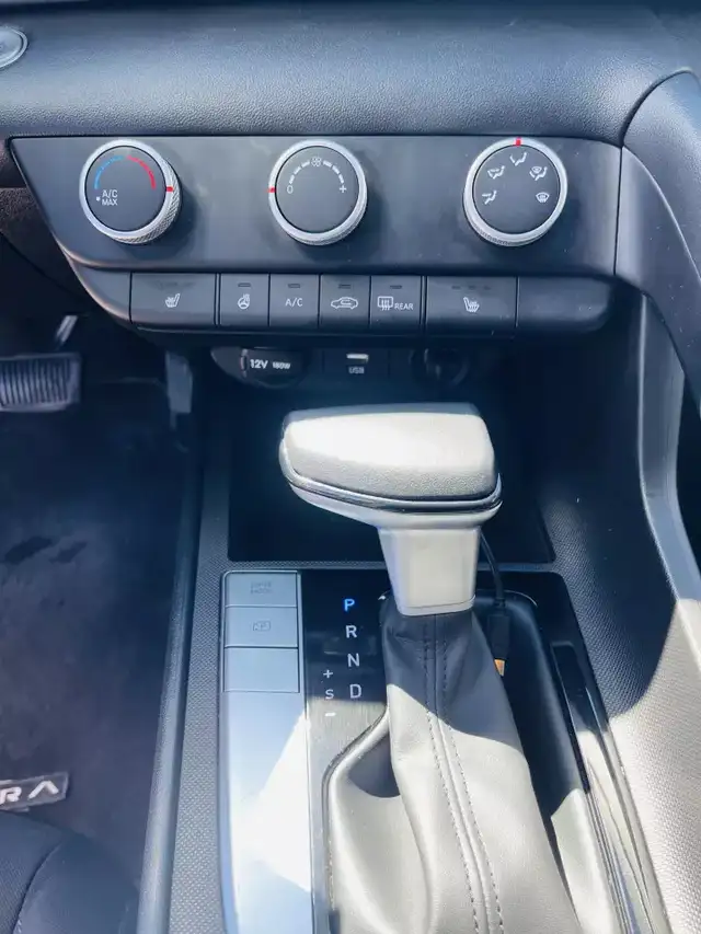 2023 HYUNDAI Elantra SEL - Photo 26