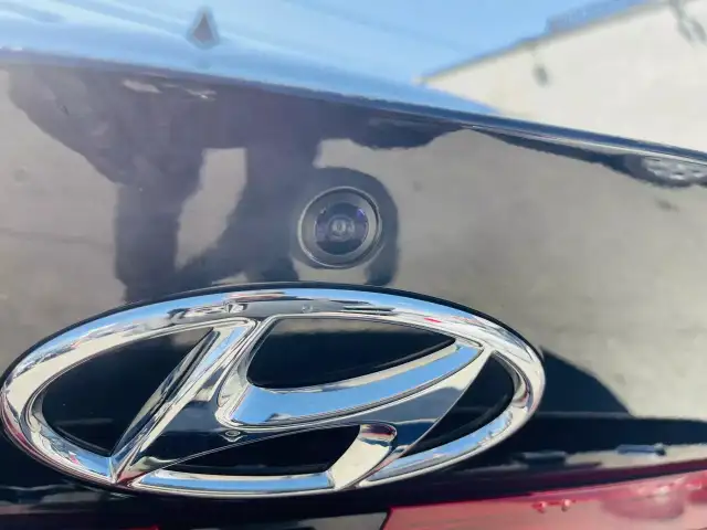 2023 HYUNDAI Elantra SEL - Photo 28