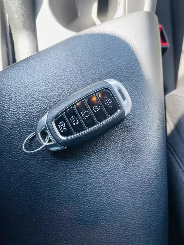 2023 HYUNDAI Elantra SEL - Photo 31