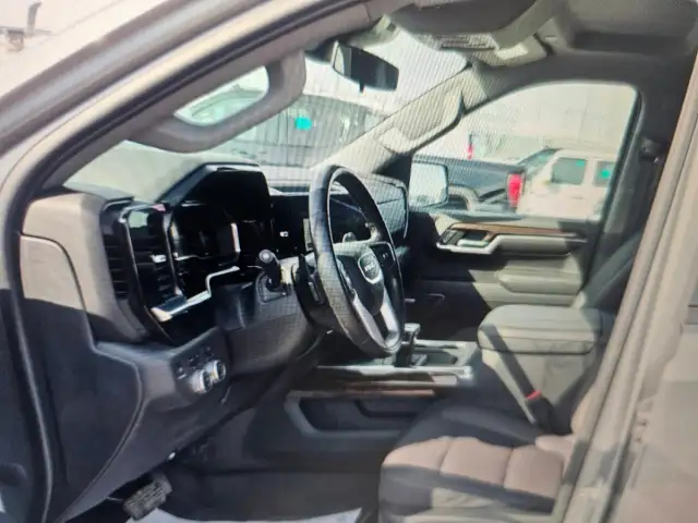 2024 GMC Sierra 1500 - Photo 3