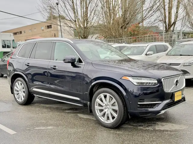 2016 Volvo XC 90 T8 Inscription eAWD (Plug in Hybrid) | 1 Owner - Photo 3