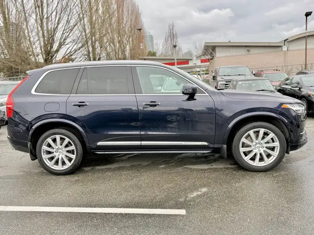 2016 Volvo XC 90 T8 Inscription eAWD (Plug in Hybrid) | 1 Owner - Photo 4