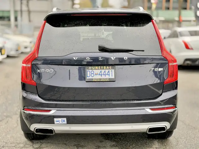 2016 Volvo XC 90 T8 Inscription eAWD (Plug in Hybrid) | 1 Owner - Photo 6