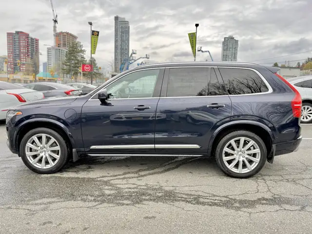 2016 Volvo XC 90 T8 Inscription eAWD (Plug in Hybrid) | 1 Owner - Photo 8