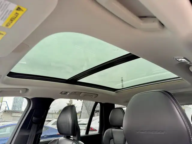 2016 Volvo XC 90 T8 Inscription eAWD (Plug in Hybrid) | 1 Owner - Photo 23