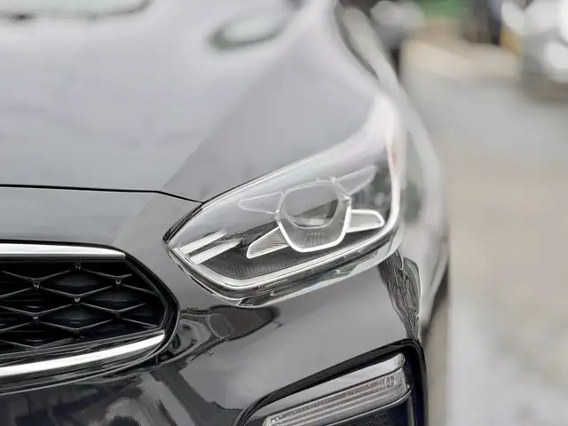 2019 Kia Forte EX  | SUNROOF | Apple Carplay | Backup Camera - Photo 10