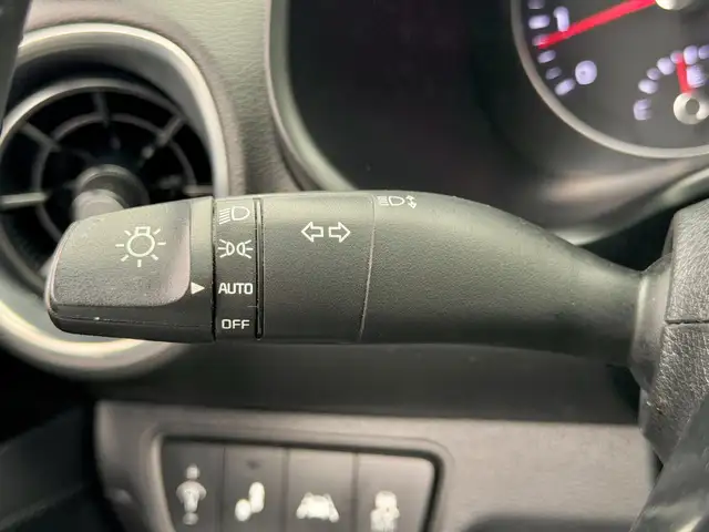 2019 Kia Forte EX  | SUNROOF | Apple Carplay | Backup Camera - Photo 19