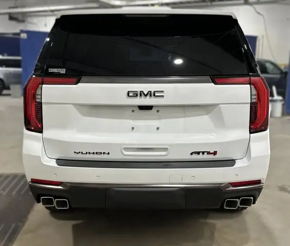 2026 GMC Yukon XL AT4 Ultimate - Photo 5