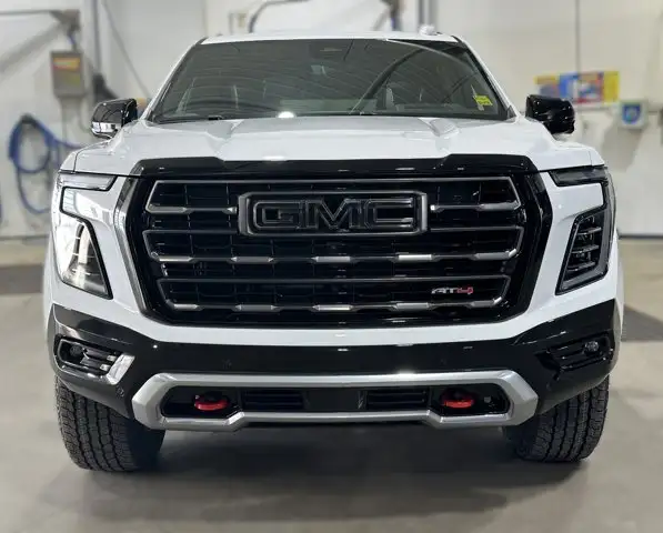 2026 GMC Yukon XL AT4 Ultimate - Photo 7