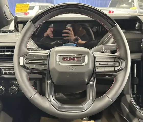 2026 GMC Yukon XL AT4 Ultimate - Photo 17