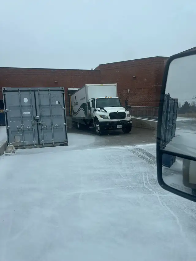 delivery, moving and junk removal - Photo 3