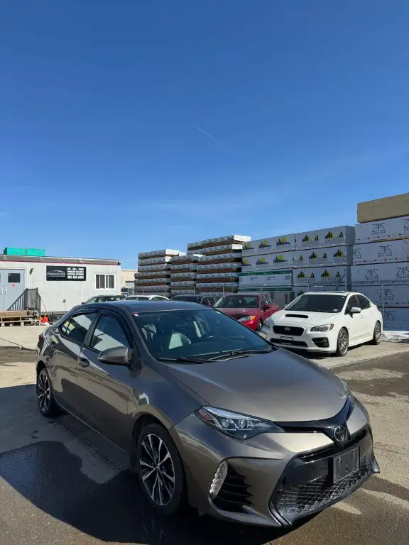 2018 Toyota Corolla SE : LOW MILEAGE - Photo 3