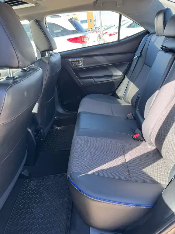 2018 Toyota Corolla SE : LOW MILEAGE - Photo 9