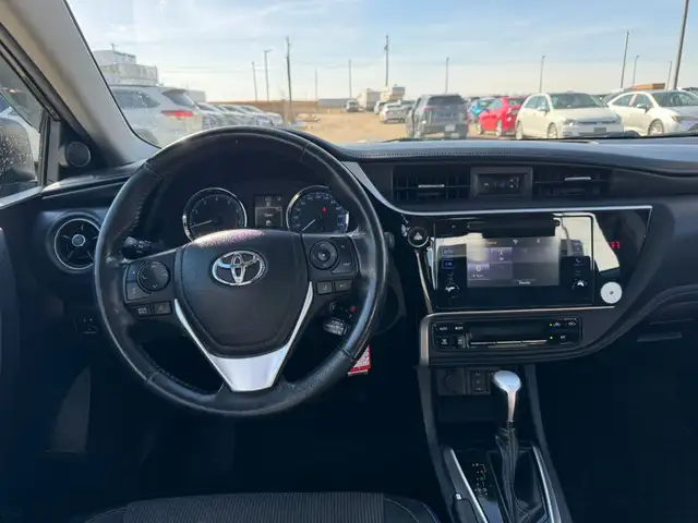 2018 Toyota Corolla SE : LOW MILEAGE - Photo 12