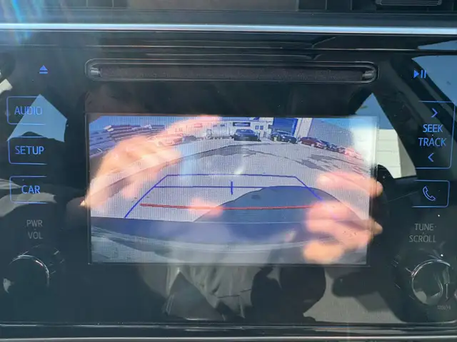 2018 Toyota Corolla SE : LOW MILEAGE - Photo 14