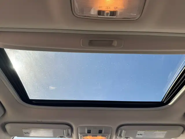 2018 Toyota Corolla SE : LOW MILEAGE - Photo 15