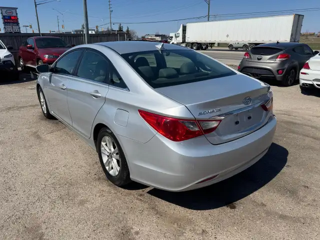 2012 Hyundai Sonata GLS, WELL MAINTAINED, DRIVES GREAT, CERTIFIE - Photo 3
