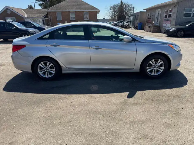 2012 Hyundai Sonata GLS, WELL MAINTAINED, DRIVES GREAT, CERTIFIE - Photo 6