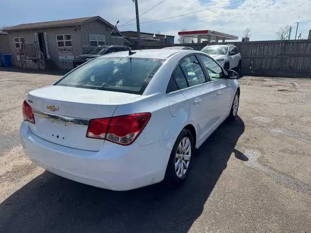 2011 Chevrolet Cruze LS , AUTO, ONLY 159KMS, 1 OWNER, NO ACCIDEN - Photo 5