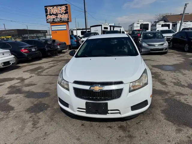 2011 Chevrolet Cruze LS , AUTO, ONLY 159KMS, 1 OWNER, NO ACCIDEN - Photo 8