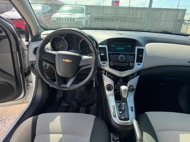 2011 Chevrolet Cruze LS , AUTO, ONLY 159KMS, 1 OWNER, NO ACCIDEN - Photo 12