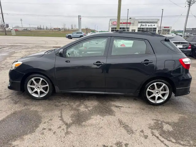 2009 Toyota Matrix XR AWD, AUTO, ONLY 133KMS, RELIABLE, CERTIFIE - Photo 2