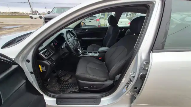 2016 Kia Optima LX , 2 SETS WHEELS, 191KMS, SEDAN, 4 CYL, CERT - Photo 9