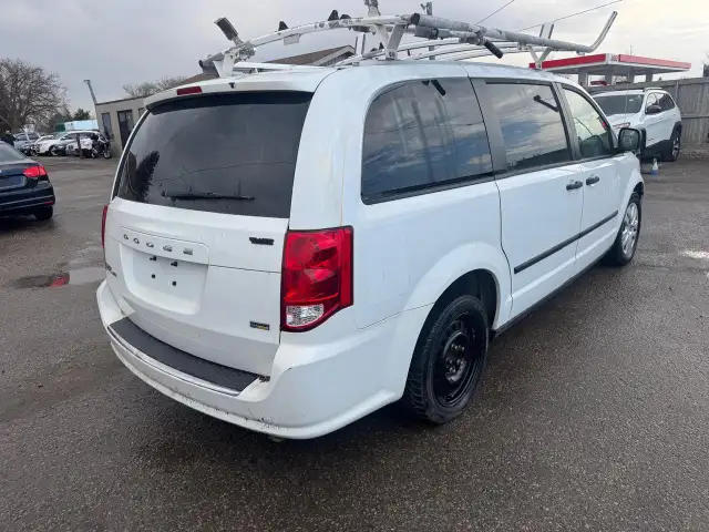2017 Dodge Grand Caravan CVP, 7 PASSENGER, ROOF RACK, WORK VEHIC - Photo 5