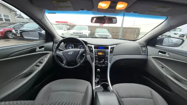 2012 Hyundai Sonata GLS, SEDAN, AUTO, 195KMS, 4 CYL, CERTIFIED - Photo 11