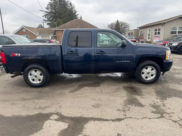 2010 Chevrolet Silverado 1500 LT Z71, RWD, CREW CAB, NO ACCIDENT - Photo 6