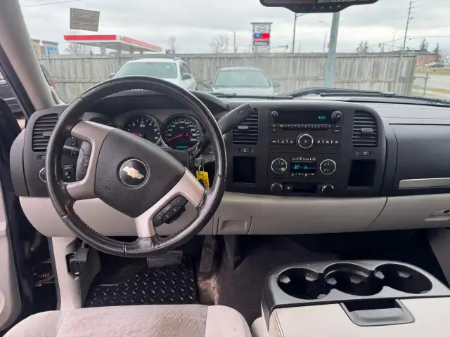 2010 Chevrolet Silverado 1500 LT Z71, RWD, CREW CAB, NO ACCIDENT - Photo 14