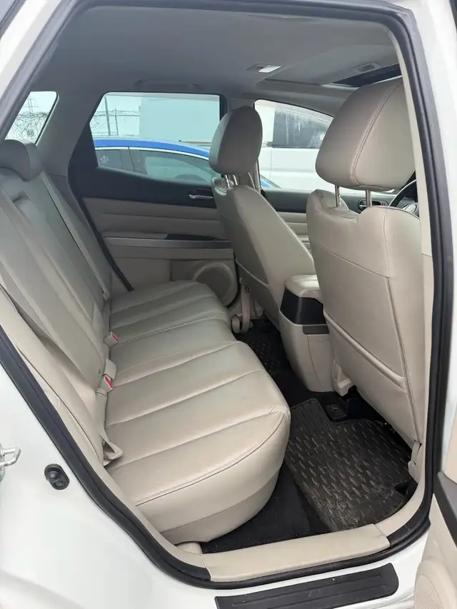 MAZDA CX7-2010 - Photo 3