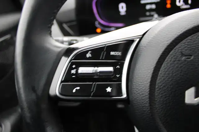 2024 Kia Seltos EX - Photo 9