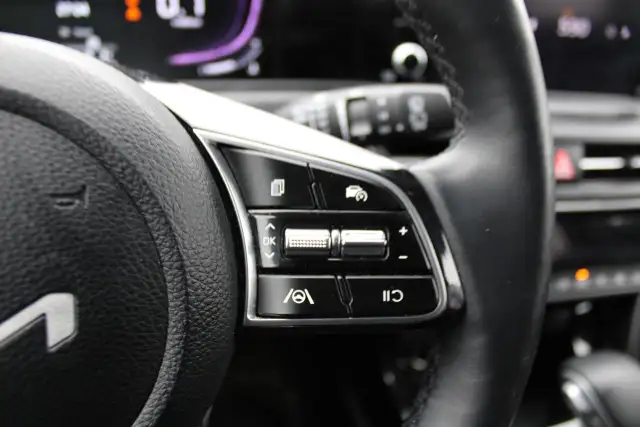 2024 Kia Seltos EX - Photo 10