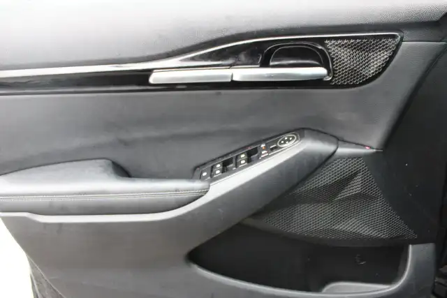 2024 Kia Seltos EX - Photo 14