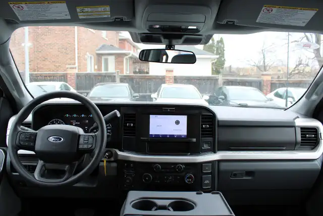 2025 Ford SUPER DUTY F-250 SRW XLT 4WD Crew Cab 8' Box - Photo 8