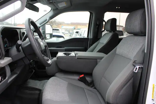 2025 Ford SUPER DUTY F-250 SRW XLT 4WD Crew Cab 8' Box - Photo 9