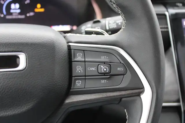 2024 Jeep Grand Cherokee Limited - Photo 13