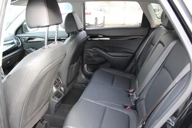 2024 Kia Seltos EX - Photo 7