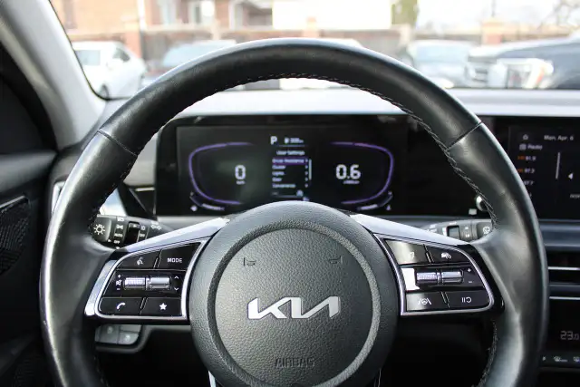 2024 Kia Seltos EX - Photo 11